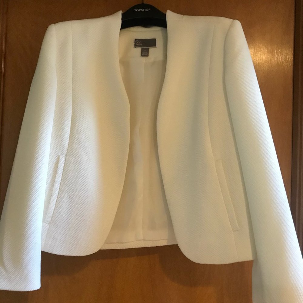 Chelsea 28 White Blazer Jacket